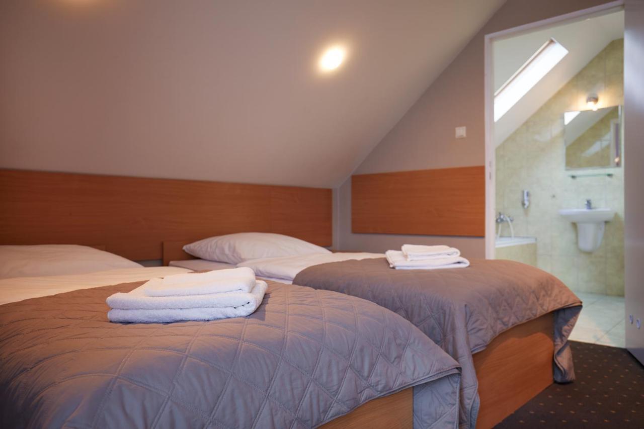 Hotel Wena Kielce Ngoại thất bức ảnh