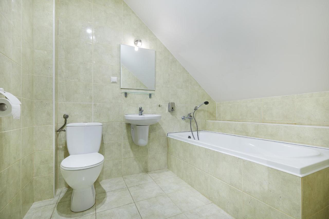 Hotel Wena Kielce Ngoại thất bức ảnh